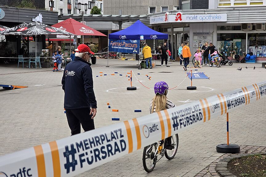 Kinder-Fahrradparcours zum Weltkindertag 20.09.2026 Kinder-Fahrradparcours zum Weltkindertag 20.09.2026