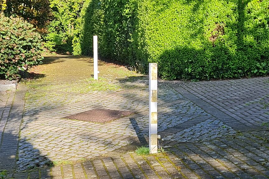 Poller Anne-Frank-Straße - Hochdahl Poller Anne-Frank-Straße-18.04.24-2